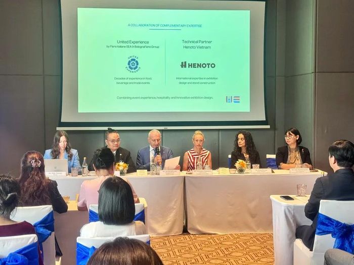 Ban tổ chức tại buổi công bố Premium Beverage Experience Vietnam 2026
