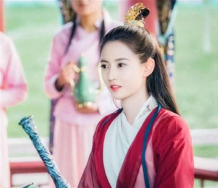 Điều làm nên sức hút lâu dài của Triệu Mẫn không nằm ở võ công mà ở trí tuệ và khả năng mưu lược.