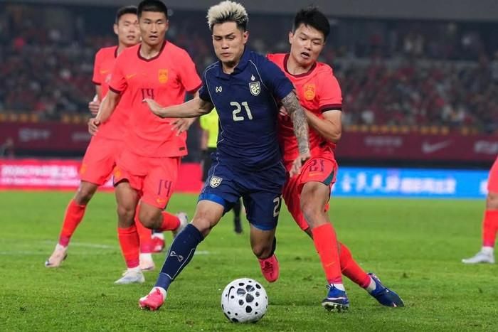 Tối 9/6, tuyển Thái Lan đã cầm hòa Trung Quốc 0-0 trên sân Jinhua Sports Center Stadium trong trận giao hữu thuộc FIFA Days tháng 6. Ảnh: FAT