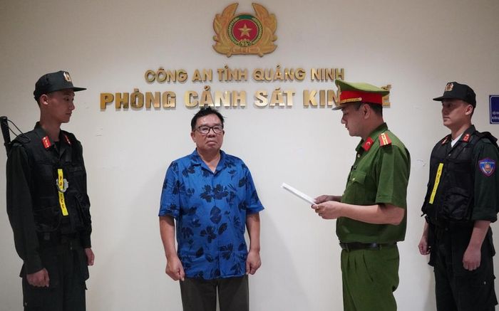 Vương Đức Lanh tại cơ quan Công an