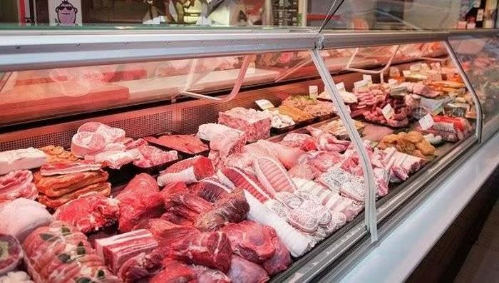 Giá lợn hơi hôm nay tiếp tục giảm cục bộ tại một số địa phương miền Bắc và miền Nam