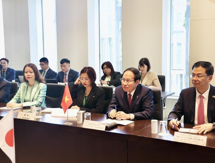 Phó Thủ tướng đánh giá cao sự đóng góp quan trọng của tổ chức JICA trong suốt hơn 30 năm qua. Ảnh: VGP/Thu Sa