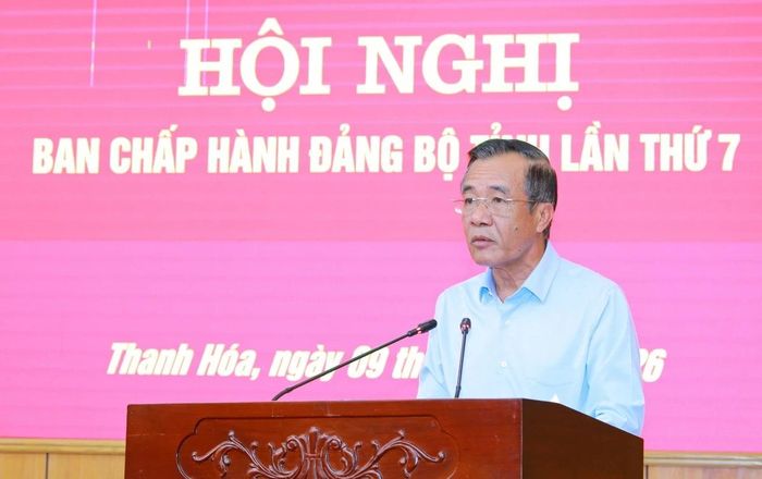Bí thư Tỉnh ủy Lê Đức Thái phát biểu chỉ đạo và kết luận hội nghị.
