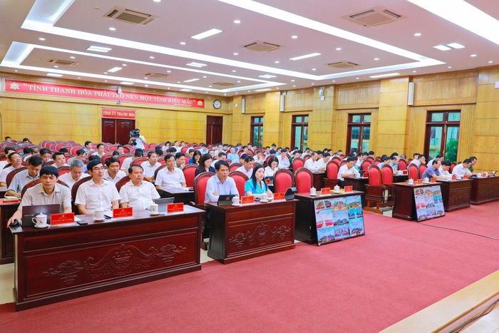 Đại biểu dự hội nghị tại điểm cầu Tỉnh ủy Thanh Hóa.
