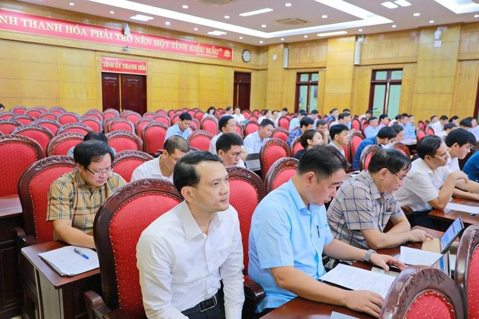 Đại biểu dự hội nghị.