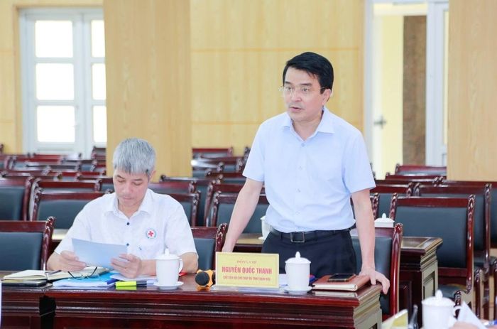 Chủ tịch Hội chữ thập đỏ tỉnh Nguyễn Quốc Thanh báo cáo công tác chuẩn bị đại hội.