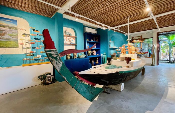 Phòng trưng bày chủ đề Đại dương ở Củi Lũ Art space