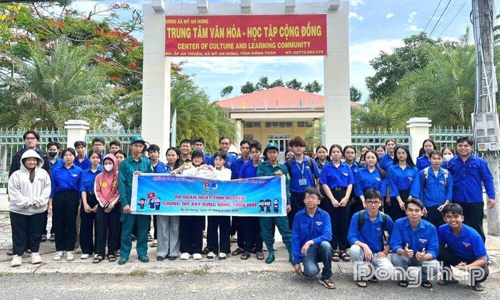 Đoàn viên, thanh niên xã Mỹ An Hưng triển khai nhiều hoạt động hưởng ứng chiến dịch Thanh niên tình nguyện hè.