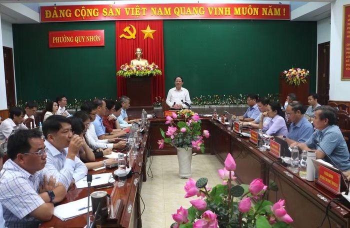 Quang cảnh buổi làm việc. Ảnh: Quang Tấn