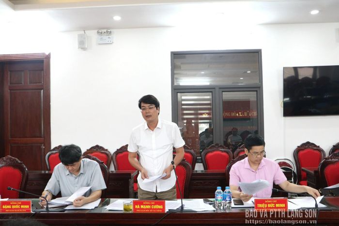Lãnh đạo Sở Tài chính phát biểu tại hội nghị