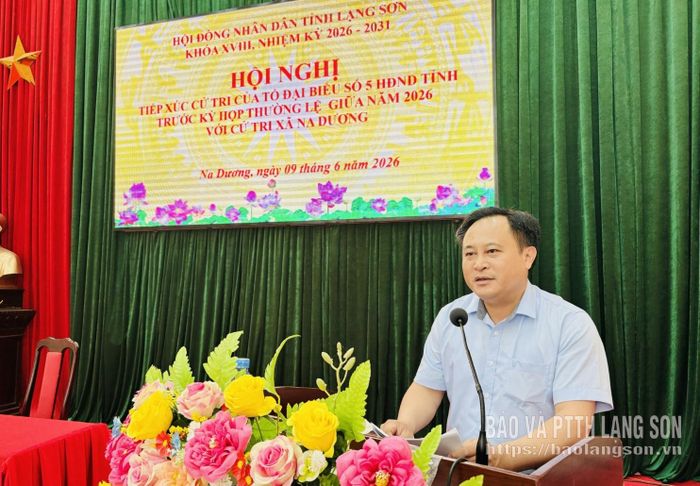 Đồng chí Lương Trọng Quỳnh, Ủy viên Ban Thường vụ Tỉnh ủy, Trưởng Ban Nội chính Tỉnh ủy, đại biểu HĐND tỉnh phát biểu trả lời các ý kiến, kiến nghị của cử tri