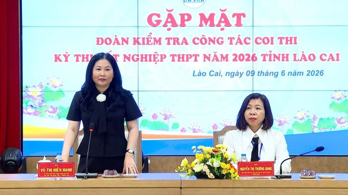 Đồng chí Vũ Thị Hiền Hạnh - Phó Chủ tịch UBND tỉnh, Trưởng Ban Chỉ đạo thi tốt nghiệp THPT năm 2026 phát biểu tại buổi gặp mặt.