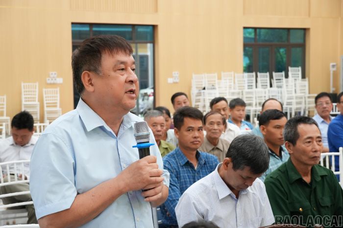 Các đại biểu trình bày ý kiến, kiến nghị tại hội nghị.
