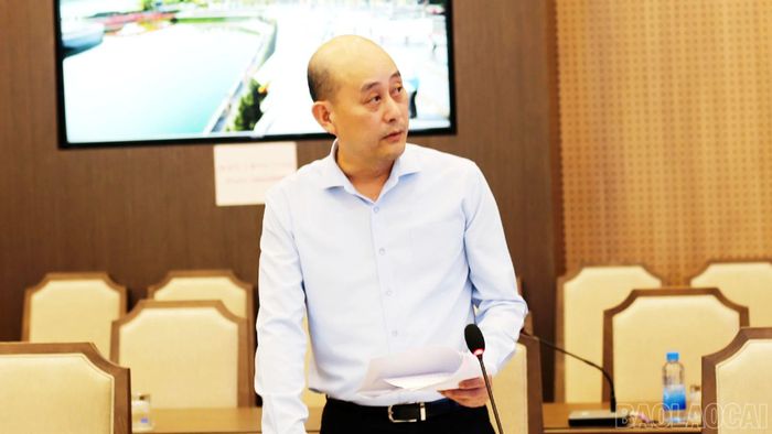 Lãnh đạo phường Yên Bái báo cáo phương án ý tưởng đầu tư Dự án Công viên phường Yên Bái.