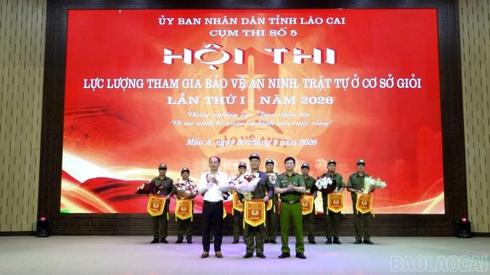 Đội thi xã Mậu A giành giải Nhất tại cụm thi số 5.