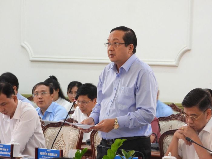 Ông Nguyễn Minh Lâm - Phó Chủ tịch UBND tỉnh Tây Ninh phát biểu tại cuộc họp. Ảnh: Báo Xây Dựng