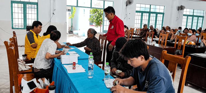 Công tác kiểm tra, xác nhận thông tin người hưởng lợi được thực hiện công khai, minh bạch tại điểm cấp phát