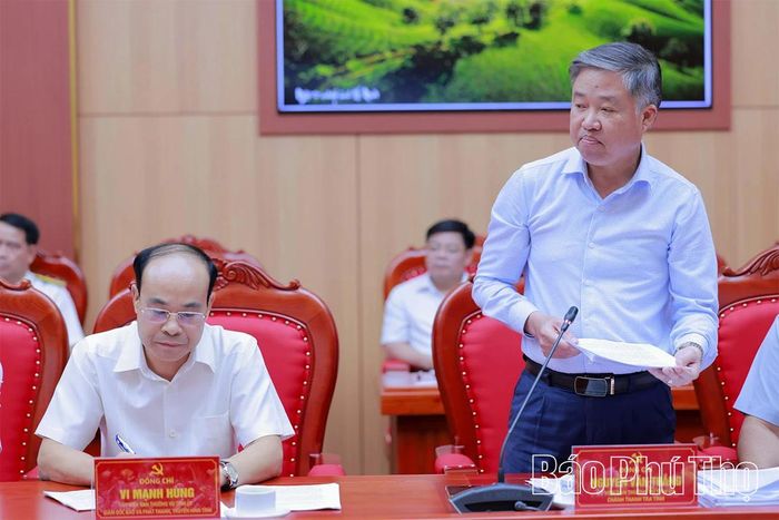 Chánh Thanh tra tỉnh Nguyễn Văn Thắng trình bày những khó khăn, vướng mắc tại một số dự án tồn đọng kéo dài theo Kết luận của Ủy ban Kiểm tra Trung ương.
