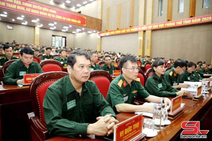 Các đại biểu dự khai mạc diễn tập.