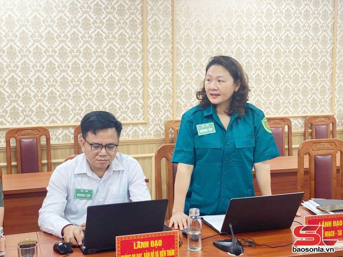 Đại biểu, thành phần tham gia khung diễn tập phát biểu tại hội nghị