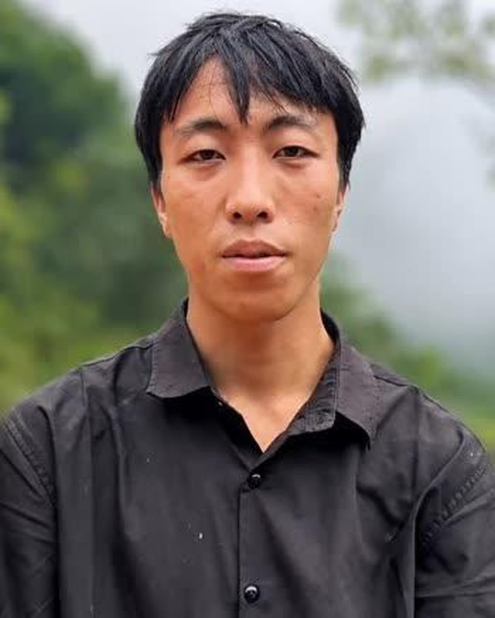 Anh Vàng Mí Pó Thôn Má Lầu A, xã Lũng Cú