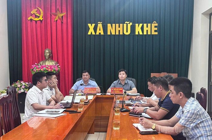 Lãnh đạo xã Nhữ Khê đối thoại, giải quyết kiến nghị của các hộ dân thôn Cây Thị.