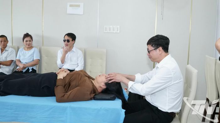 Hội thi tay nghề giỏi về bấm huyệt dành cho người khiếm thị.