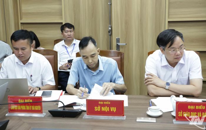 Các đại biểu dự Hội nghị.