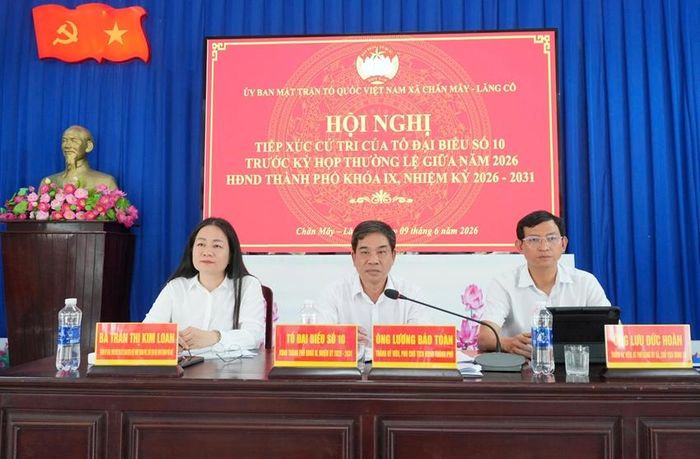 Tổ đại biểu số 10 tiếp xúc cử tri tại xã Chân Mây - Lăng Cô