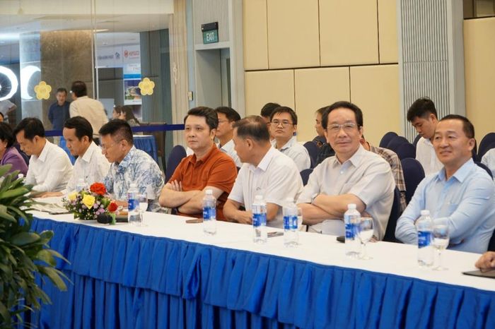 Các đại biểu tham dự Hội nghị