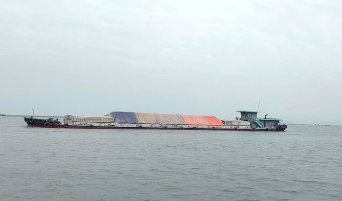 Các chủ tàu thuyền, thuyền trưởng được yêu cầu tăng cường các biện pháp để chủ động phòng ngừa các hiện tượng thời tiết cực đoan trên vùng biển Quảng Ninh (Ảnh minh họa).