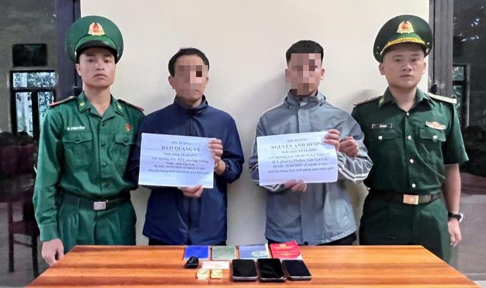 Hai đối tượng V và D bị bắt vì hành vi vận chuyển vàng lậu qua biên giới.