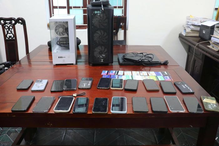 Tang vật thu được trong chuyên án (Ảnh V.H).