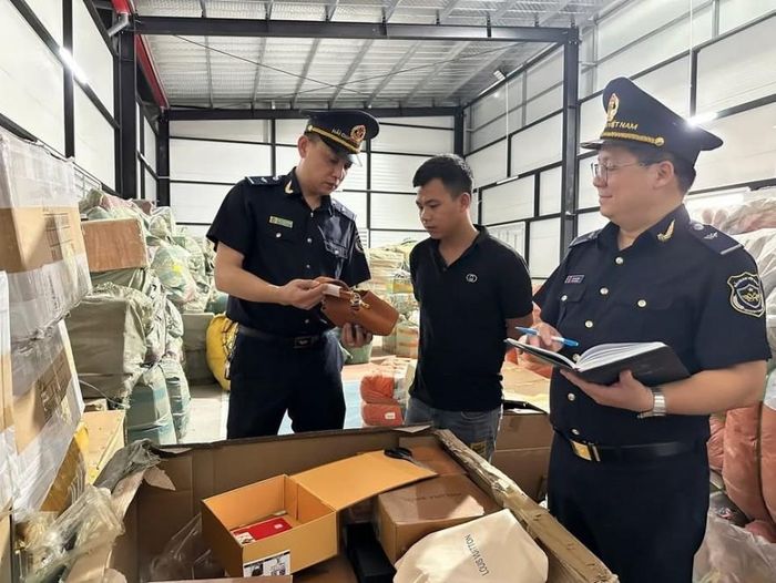 Hải quan thu nộp ngân sách hơn 2.627 tỷ đồng từ xử lý vi phạm. Ảnh: CTV