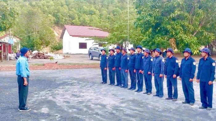 Cán bộ, chiến sĩ Đội K93 thực hiện nhiệm vụ tìm kiếm, quy tập hài cốt liệt sĩ trên đất bạn Campuchia. Ảnh: Phương Vũ