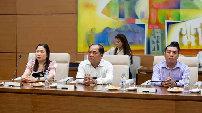 Các đại biểu tham dự cuộc tiếp