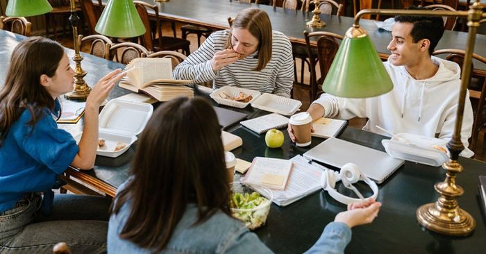 Dinh dưỡng đóng vai trò quan trọng, nhưng không phải là yếu tố duy nhất quyết định hiệu quả học tập
