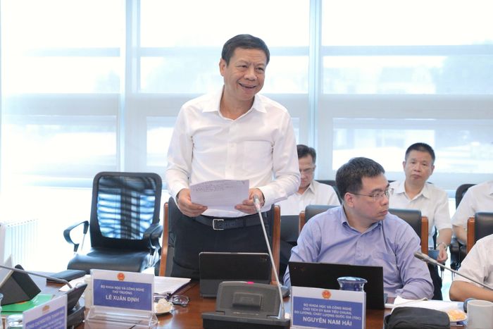 Thứ trưởng Bộ Khoa học và Công nghệ Lê Xuân Định phát biểu