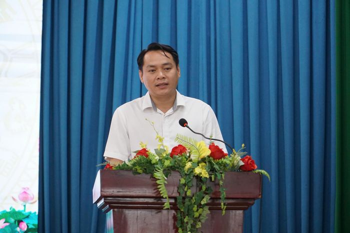 Chủ tịch UBND phường Phú An Trần Bảo Lâm trả lời một số vấn đề cử tri phản ánh