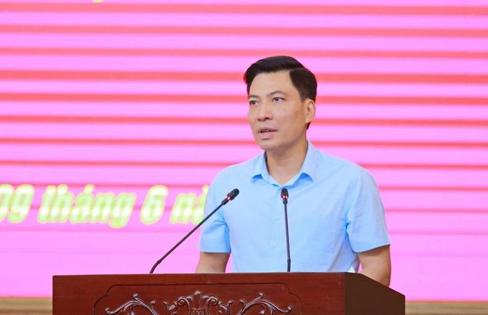 Bí thư Đảng ủy, Chủ tịch HĐND phường Hạc Thành Nguyễn Văn Biện phát biểu. Ảnh: Minh Hiếu