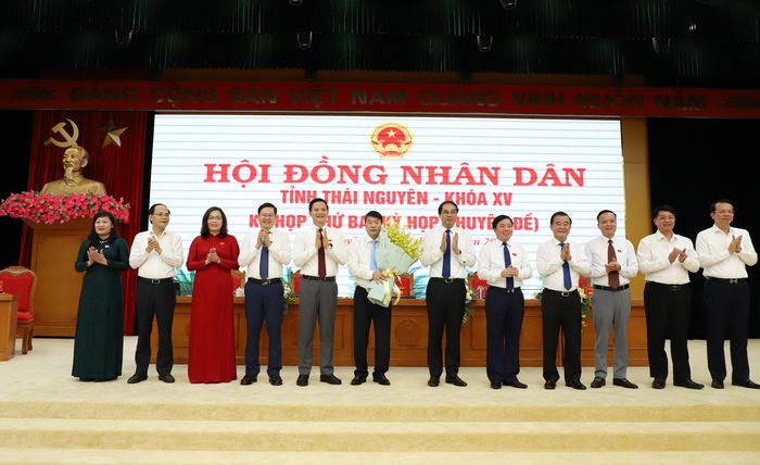 Ông Trần Văn Hậu được bầu giữ chức vụ Phó Chủ tịch UBND tỉnh Thái Nguyên. Ảnh: Đồng Văn Thưởng