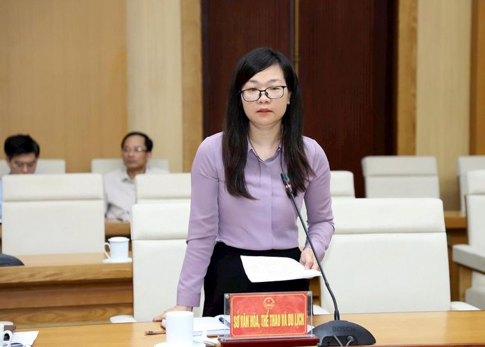 Đại diện lãnh đạo các sở, ngành phát biểu tại hội nghị.