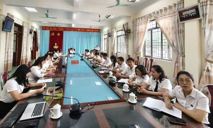 Toàn cảnh buổi tổng kết trao giải Cuộc thi trực tuyến trên Internet “Tìm hiểu về chuyển đổi số và an toàn thông tin” trong TAND hai cấp tỉnh Lai Châu năm 2026.