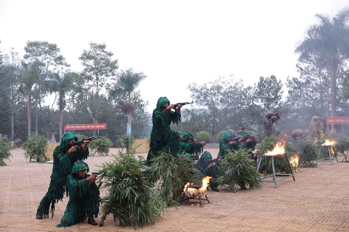 100% chiến sĩ mới hoàn thành huấn luyện, sẵn sàng nhận nhiệm vụ.