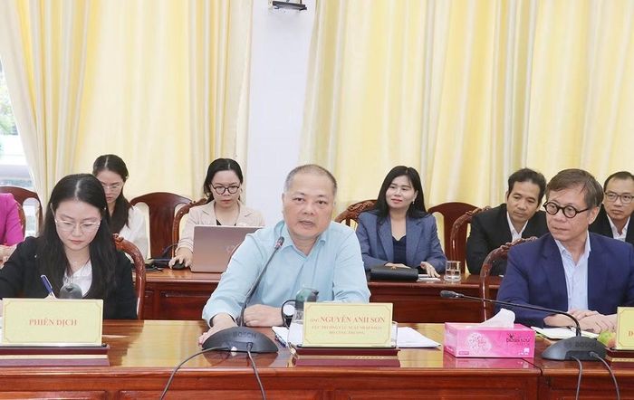 Đại diện các Bộ, ngành phát biểu tại buổi làm việc.