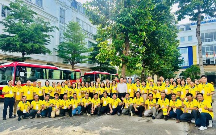 Trường Đại học Tài chính - Marketing (UFM) đã tổ chức gặp mặt và xuất quân đoàn công tác tham gia kiểm tra công tác coi thi Kỳ thi tốt nghiệp trung học phổ thông năm 2026 tại tỉnh Vĩnh Long theo sự phân công của Bộ Giáo dục và Đào tạo.
