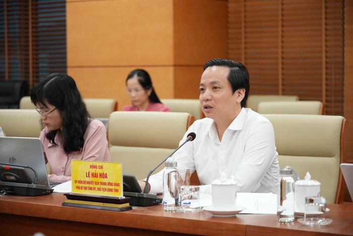 Chủ tịch UBND tỉnh Lê Hải Hòa kết luận buổi làm việc.
