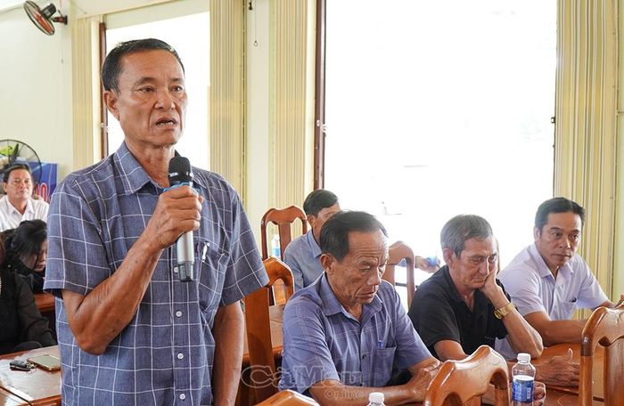 Cử tri Quách Văn Ngãi, ấp Cồn Mũi, kiến nghị quy hoạch khu vực đất ở, đất sản xuất và kinh doanh để người dân an tâm sinh sống, phát triển kinh tế.