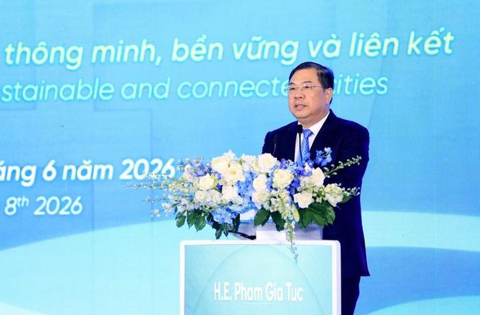 Phó Thủ tướng Thường trực Chính phủ Phạm Gia Túc phát biểu tại phiên khai mạc Hội nghị.