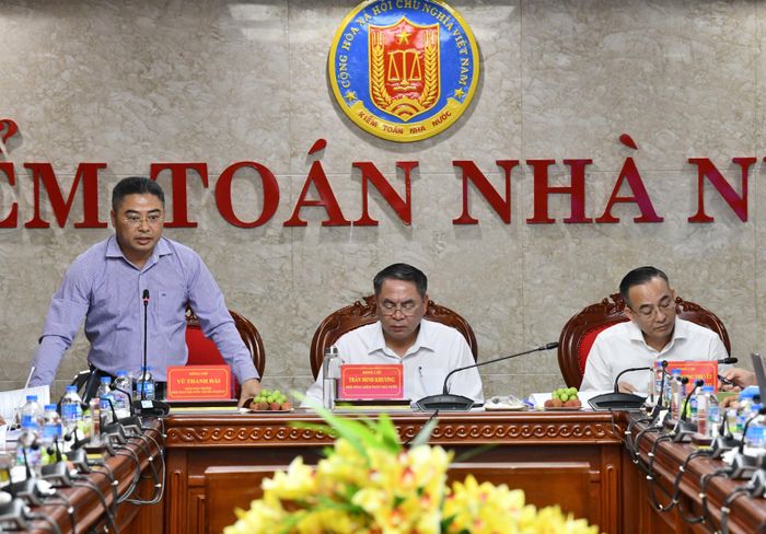 Ông Vũ Thanh Hải – Kiểm toán trưởng KTNN chuyên ngành IV - đại diện đơn vị tổ chức điều hành Tọa đàm. Ảnh: N.LỘC